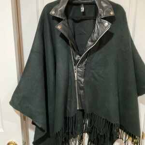 ✨PLUS SIZE 1X-3X Black Cape Poncho Faux Leather Zip Fringe | Curvy Chic ✨